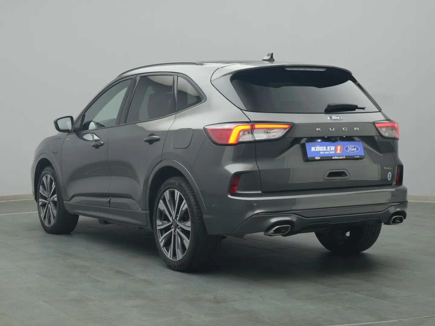 Kuga ST-Line X 224PS PHEV/Pano/Winter&Techno-P.