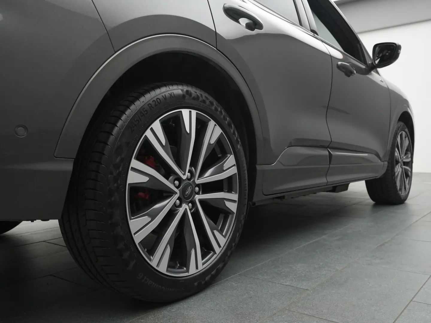 Kuga ST-Line X 224PS PHEV/Pano/Winter&Techno-P.