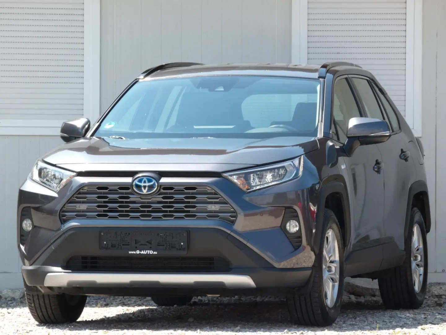 RAV 4 Hybrid 4x2 Business Edition KAMERA/LED/NAV