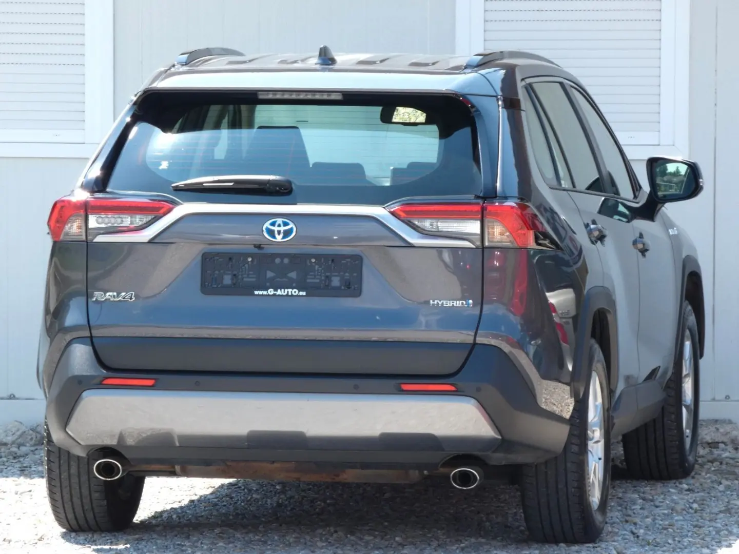 RAV 4 Hybrid 4x2 Business Edition KAMERA/LED/NAV