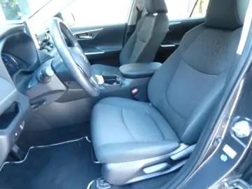 RAV 4 Hybrid 4x2 Business Edition KAMERA/LED/NAV