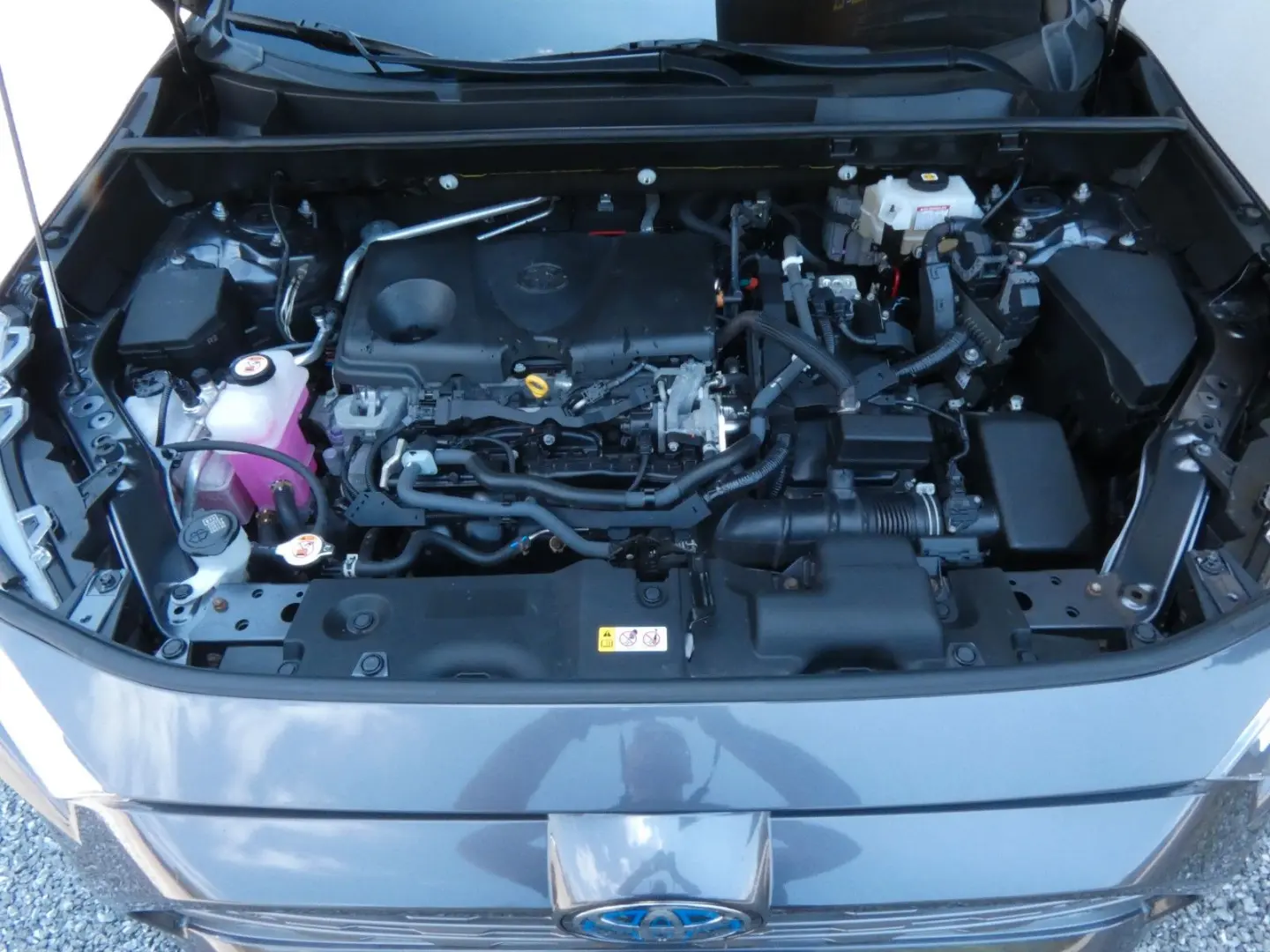 RAV 4 Hybrid 4x2 Business Edition KAMERA/LED/NAV
