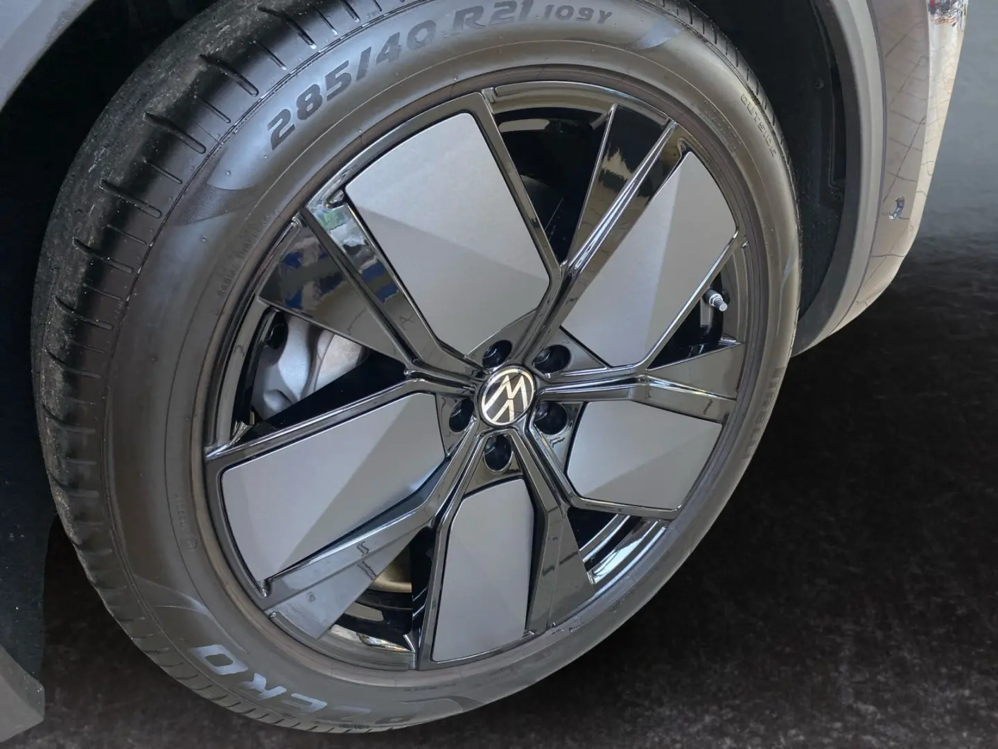 Touareg Elegance 3.0 V6 Luftfeder Panorama Leder