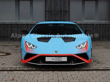 Huracán STO On Stock, Lift, CarPlay
