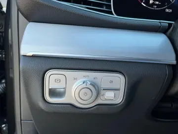 GLE 300 d 4M AIRMATIC+AHK3,5t*MultibeamLED*CarP*