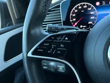 GLE 300 d 4M AIRMATIC+AHK3,5t*MultibeamLED*CarP*