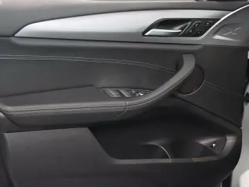 X3 xDrive30e A