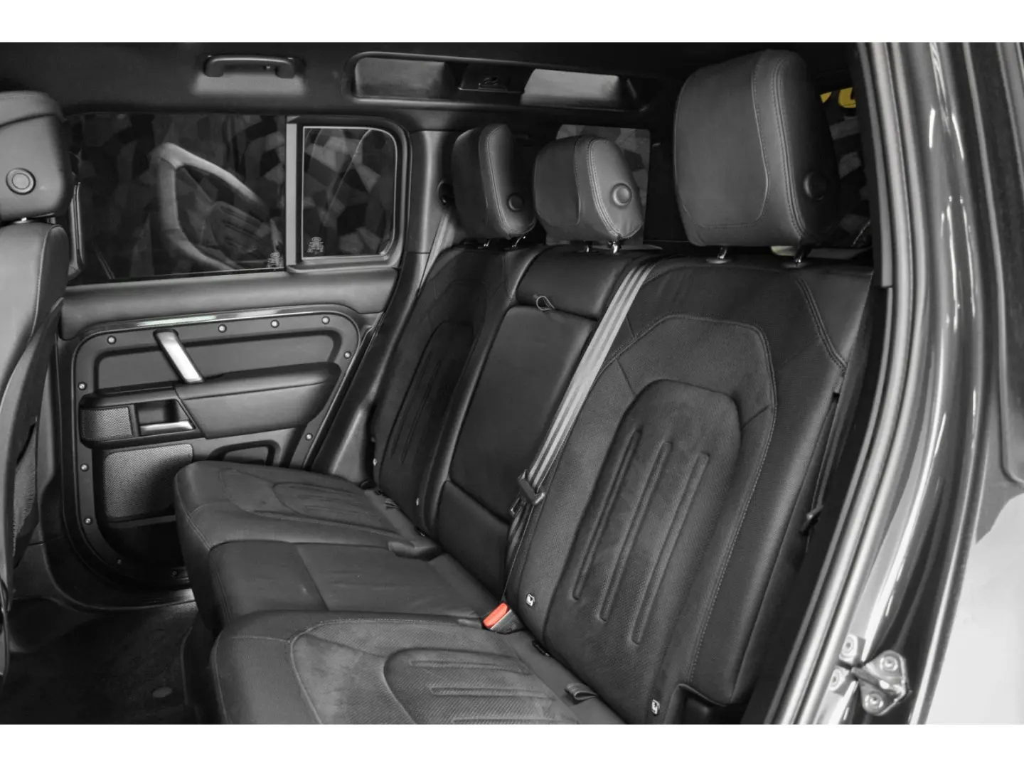 Defender P525 V8 EDITION
