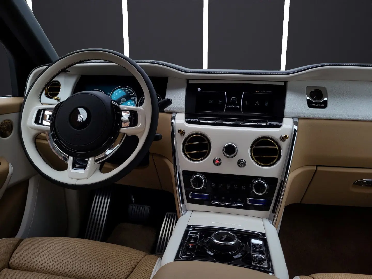 Cullinan BESPOKE-AUDIO|STARLIGHT|NIGHT-VISION|TV