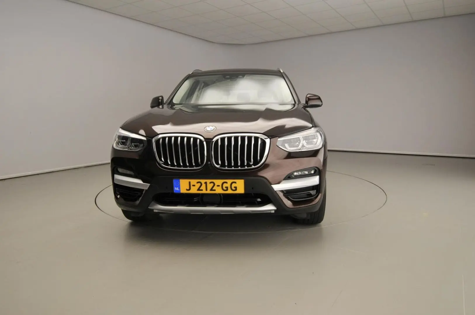 X3 xDrive20i | LED | Leder | navi | Active cruis
