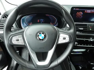 X3 xDrive20i | LED | Leder | navi | Active cruis