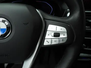 X3 xDrive20i | LED | Leder | navi | Active cruis