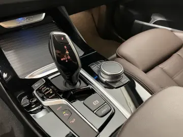 X3 xDrive30e xLine Head-Up HiFi DAB LED Shz PDC