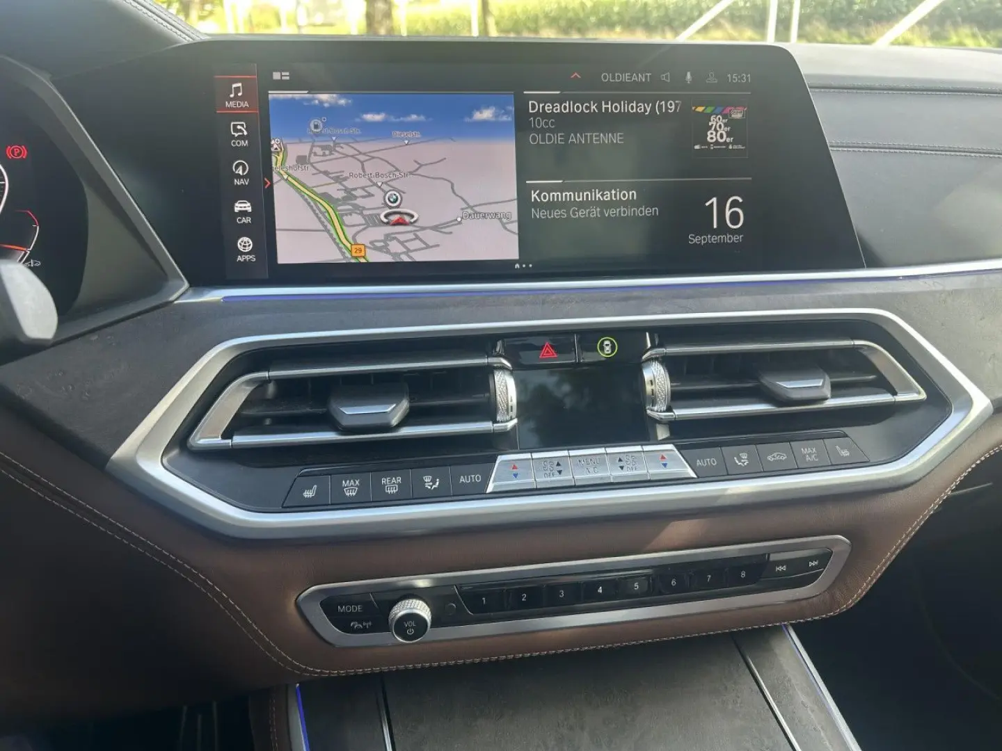 X5 M50i AHK Standh.Pano AHK 22