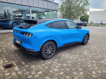 Mustang Mach-E AWD GT