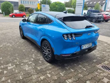 Mustang Mach-E AWD GT