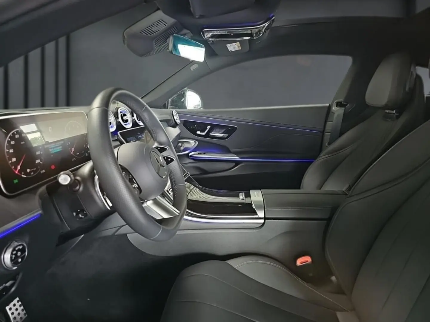 CLE 450 4M Coupé AMG +360°+LEDER+DIST+NIGHT+PANO