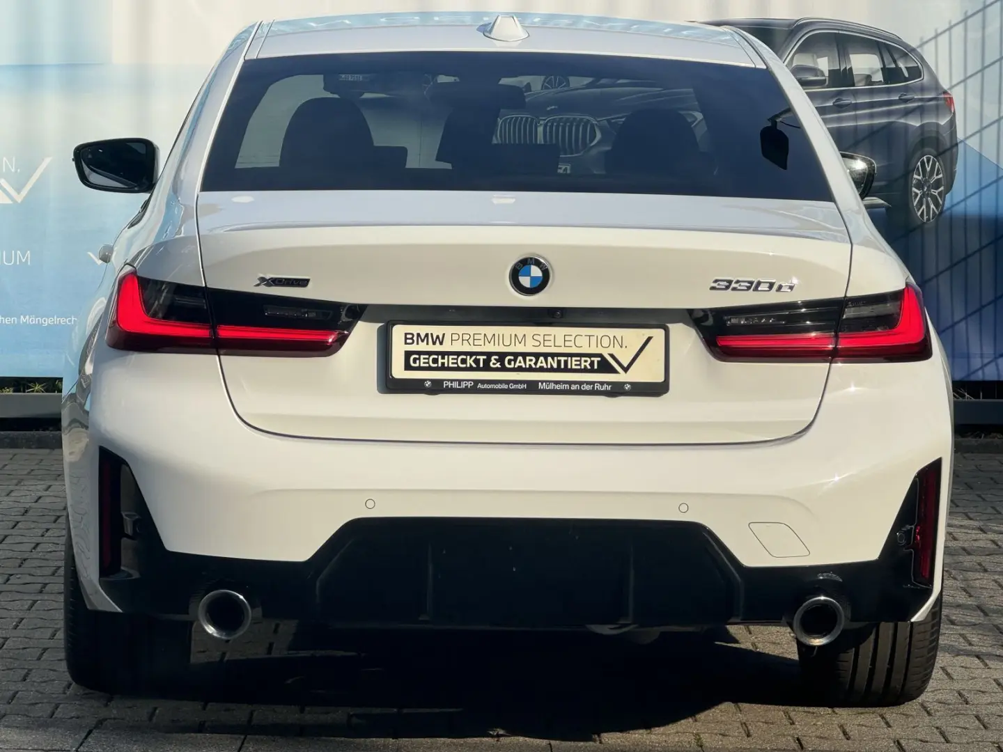 330d xDrive Limo M Sport AHK eSitze Ad-LED PA