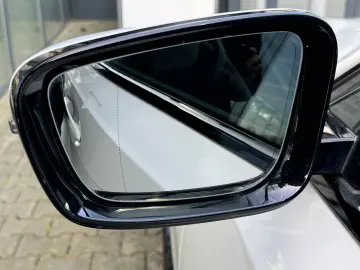 330d xDrive Limo M Sport AHK eSitze Ad-LED PA