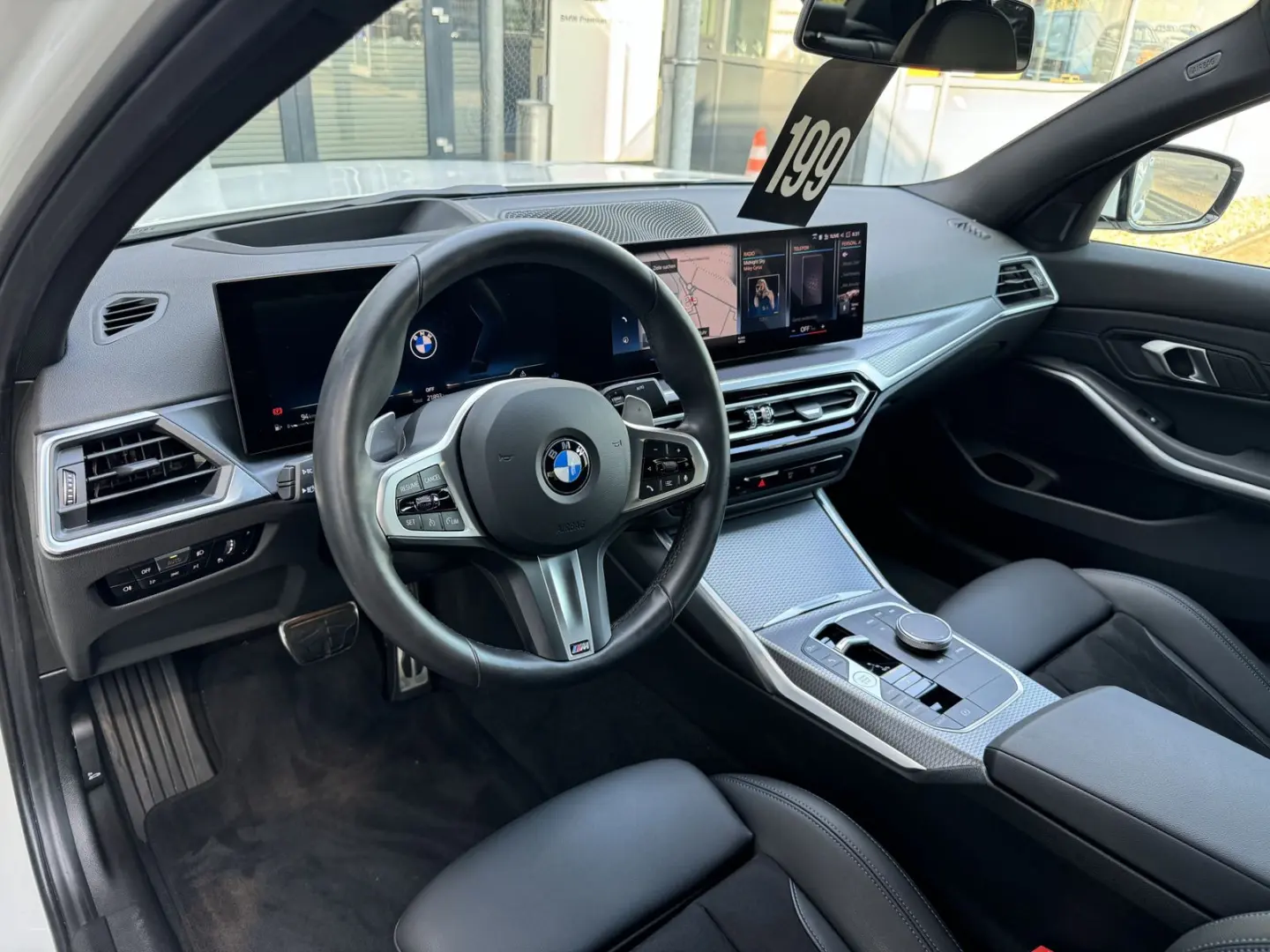 330d xDrive Limo M Sport AHK eSitze Ad-LED PA