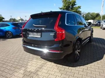 XC90