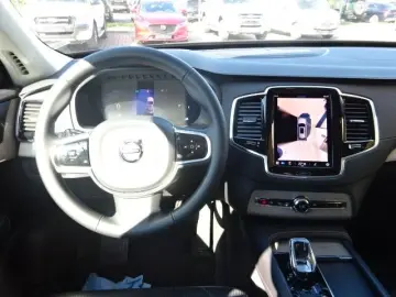 XC90