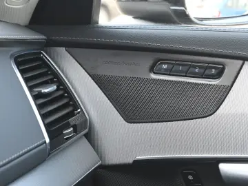 XC90 B5D AWD Plus