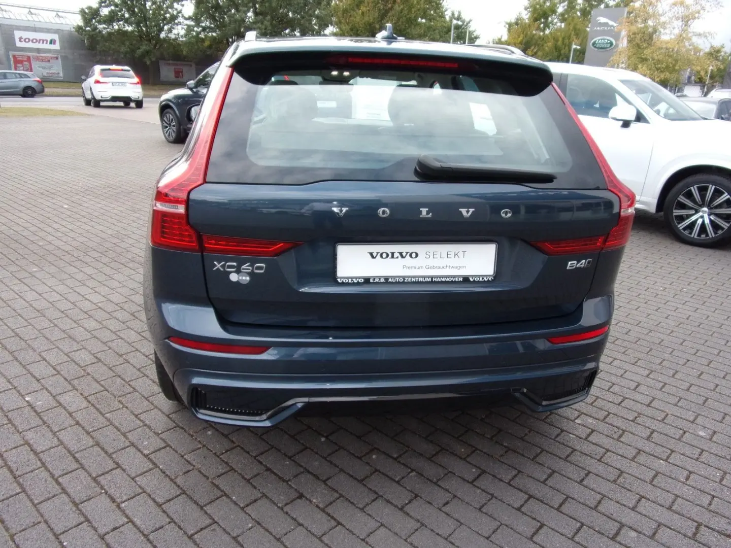 XC 60 B4 Plus Dark AWD