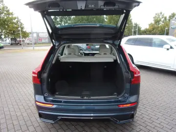 XC 60 B4 Plus Dark AWD