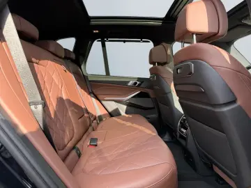 X5 XDrive50e *LED*Pano*4xSHZ*HUD*CarPLay*Kamera*