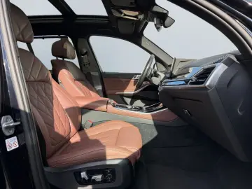 X5 XDrive50e *LED*Pano*4xSHZ*HUD*CarPLay*Kamera*