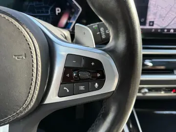 X5 XDrive50e *LED*Pano*4xSHZ*HUD*CarPLay*Kamera*