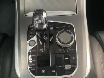 X5 xDrive45e M Sport|AHK|Head-Up|Panorama
