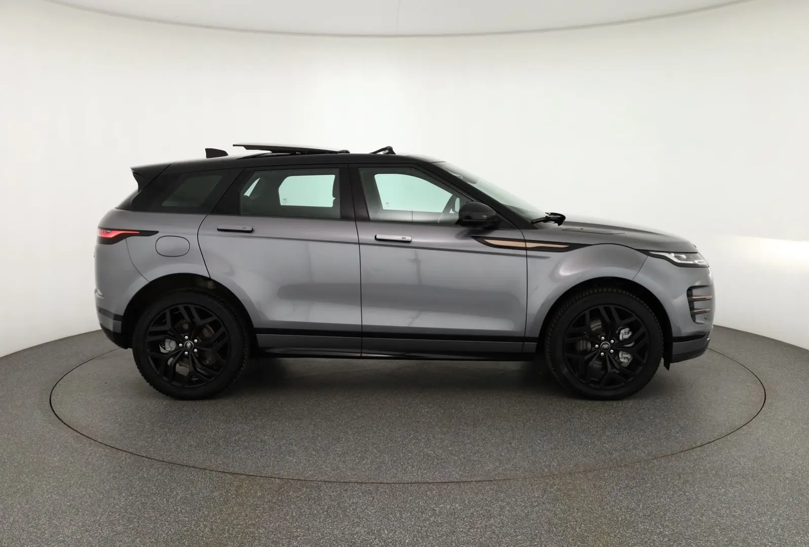 Evoque D200 R-Dynamic SE