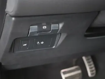 Evoque D200 R-Dynamic SE