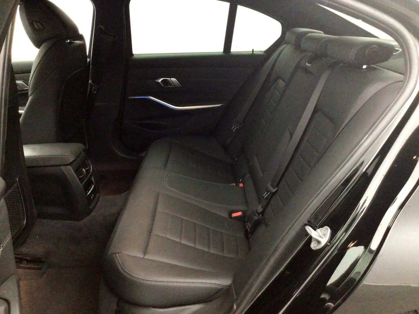 BMW Seria 3 330e xDrive M Sport