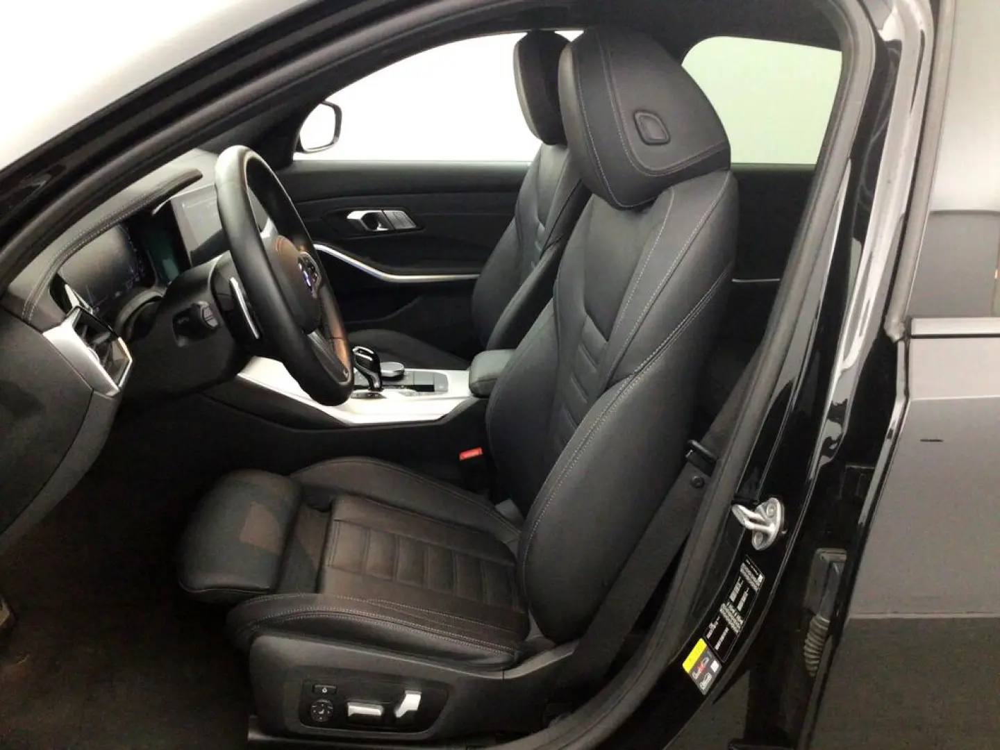 BMW Seria 3 330e xDrive M Sport