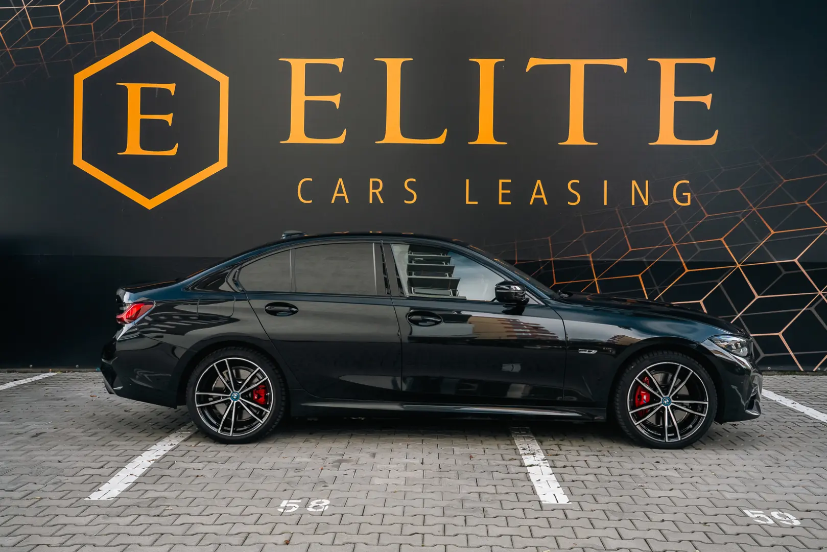 BMW Seria 3 330e xDrive M Sport