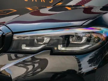 BMW Seria 3 330e xDrive M Sport