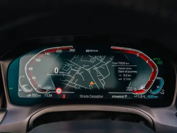 BMW Seria 3 330e xDrive M Sport