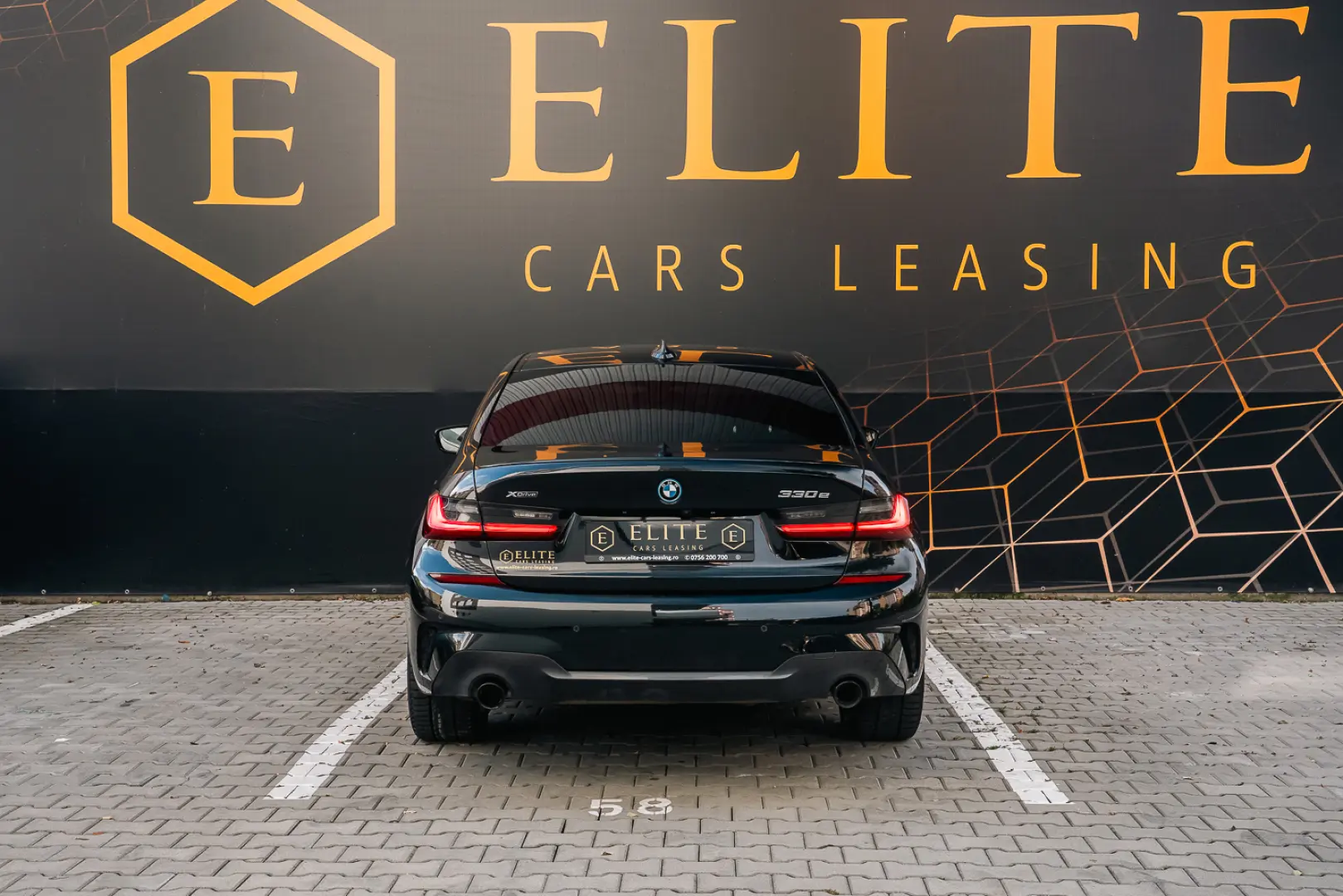 BMW Seria 3 330e xDrive M Sport