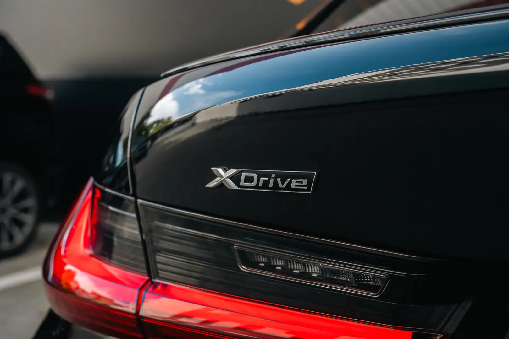 BMW Seria 3 330e xDrive M Sport