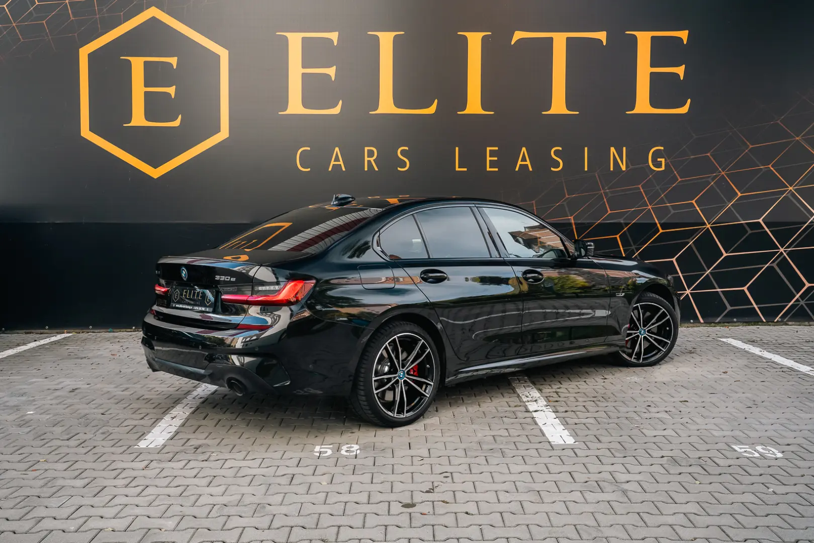 BMW Seria 3 330e xDrive M Sport