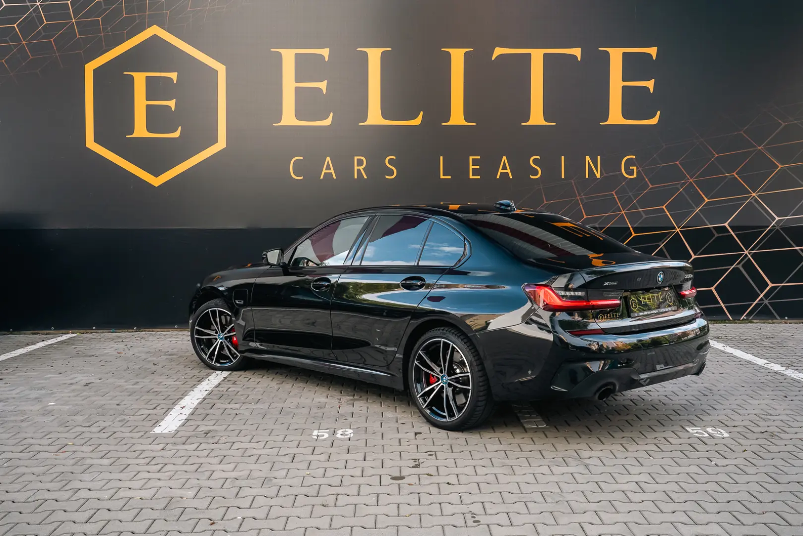 BMW Seria 3 330e xDrive M Sport