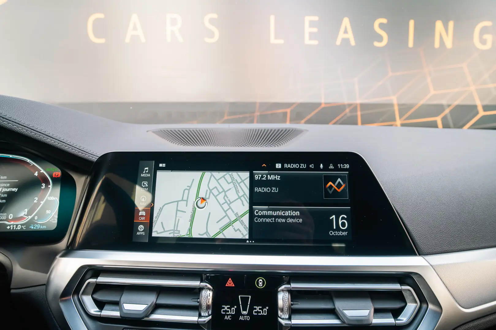 BMW Seria 3 330e xDrive M Sport