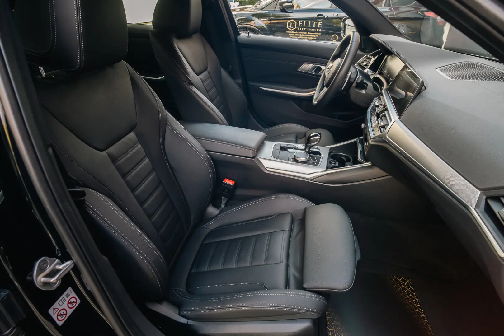 BMW Seria 3 330e xDrive M Sport