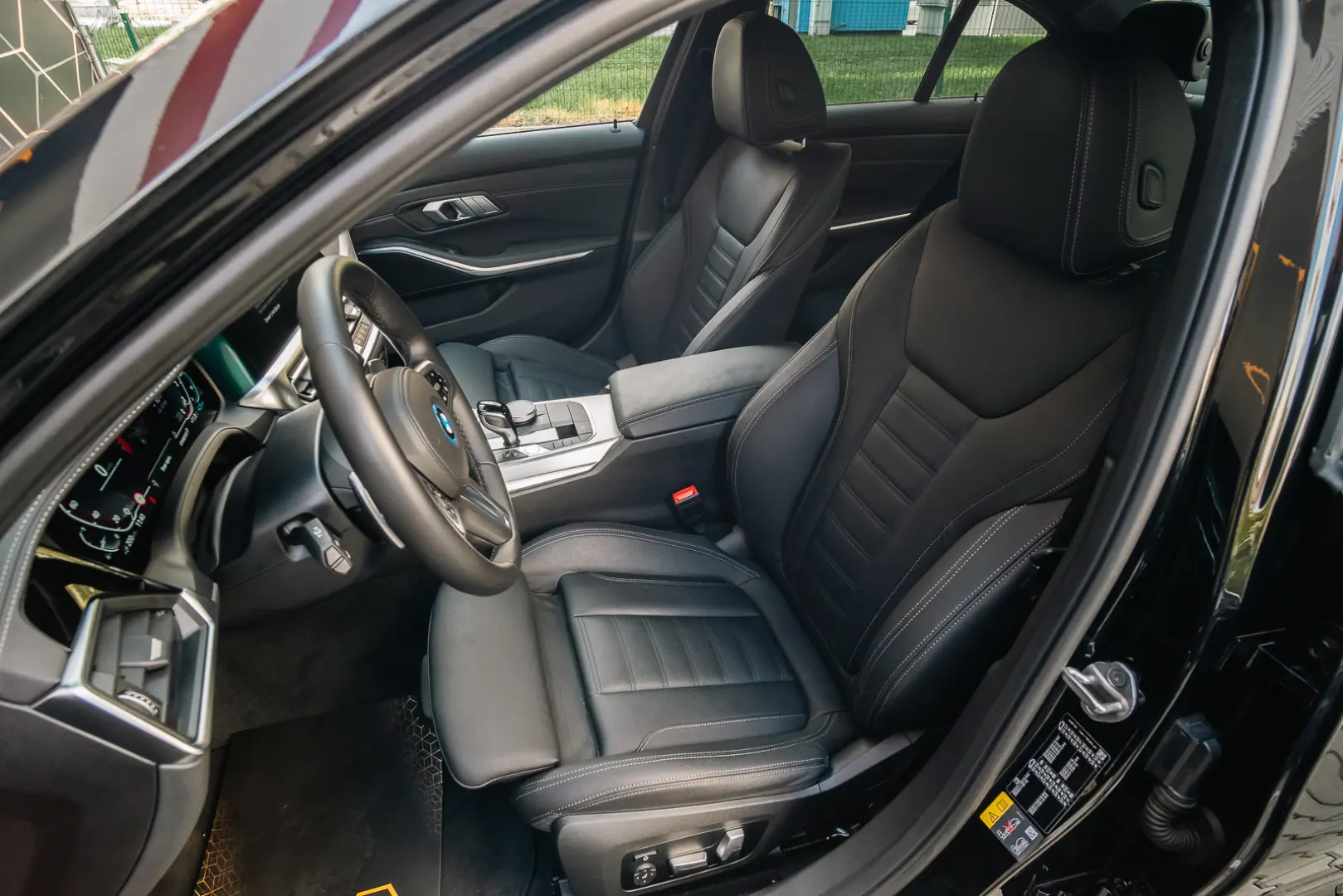 BMW Seria 3 330e xDrive M Sport