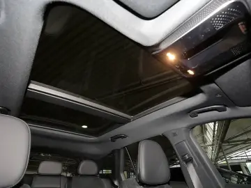 GLC 300 d 4M AMG Night+MBUX+360°+Pano+AHK+Distro