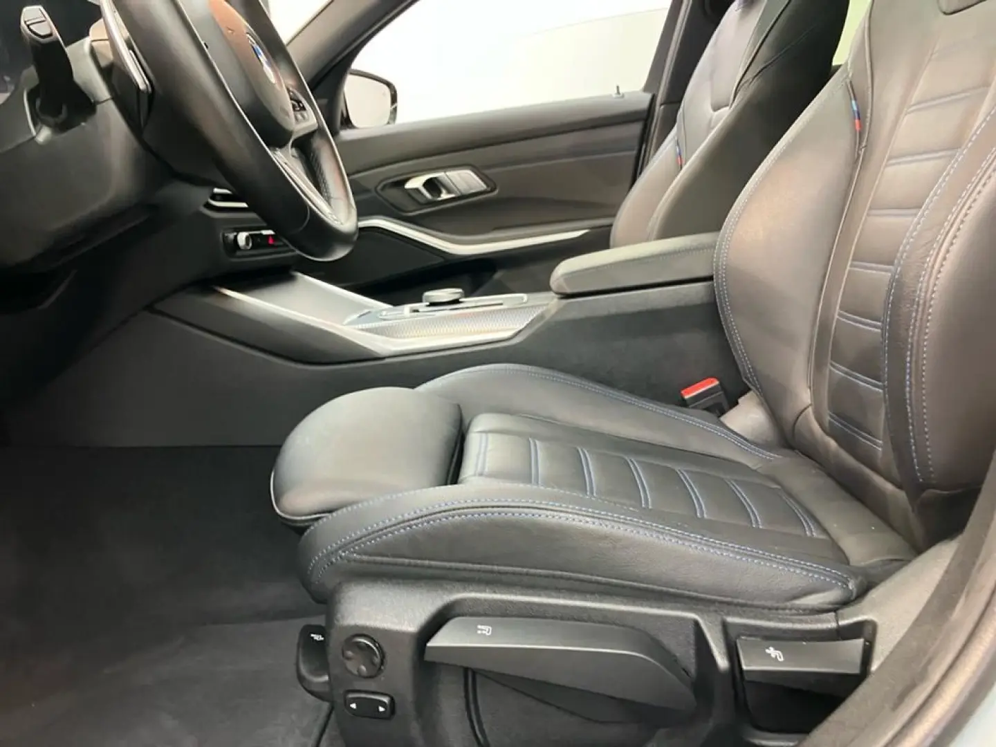 320d Touring xDrive M Sport AHK+Innovation+Pano