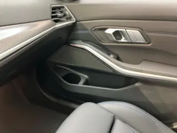 320d Touring xDrive M Sport AHK+Innovation+Pano